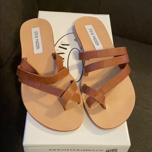 Steve Madden Shoes - Steve Madden brown women’s sandals